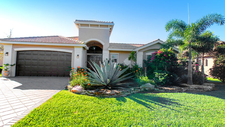 image of a florida home with a nice lawn